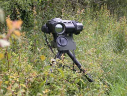 Instro's Motorised Pan & Tilt Head